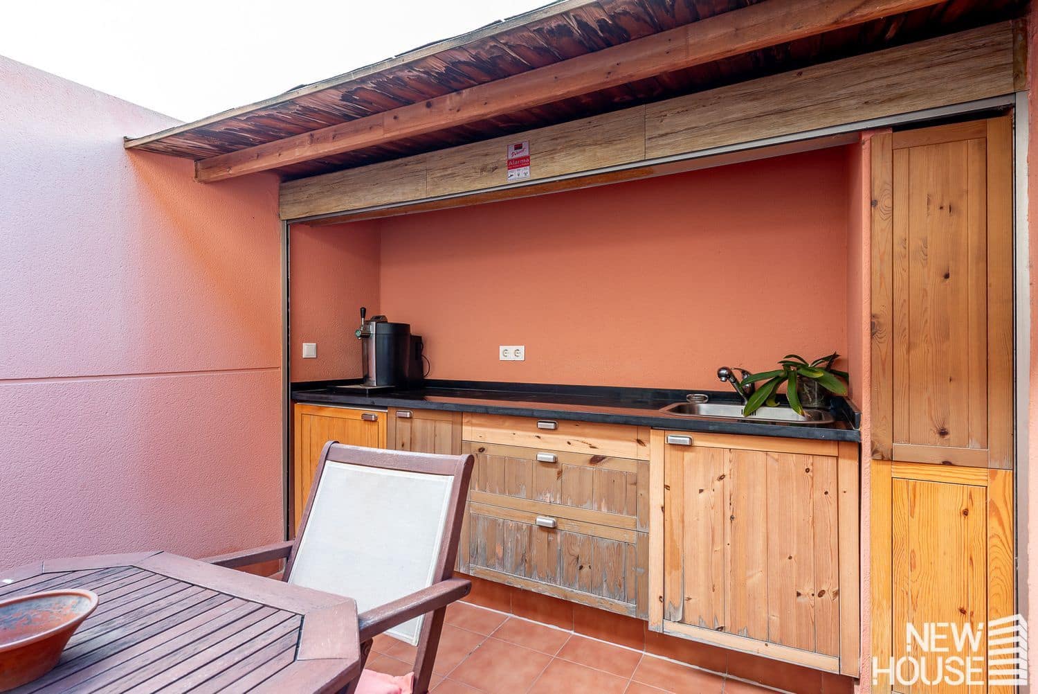 5 Zimmer Haus zu verkaufen in Alicante / Alacant Stadt mit Pool Garage - 698.000 € (Ref: 9669817)