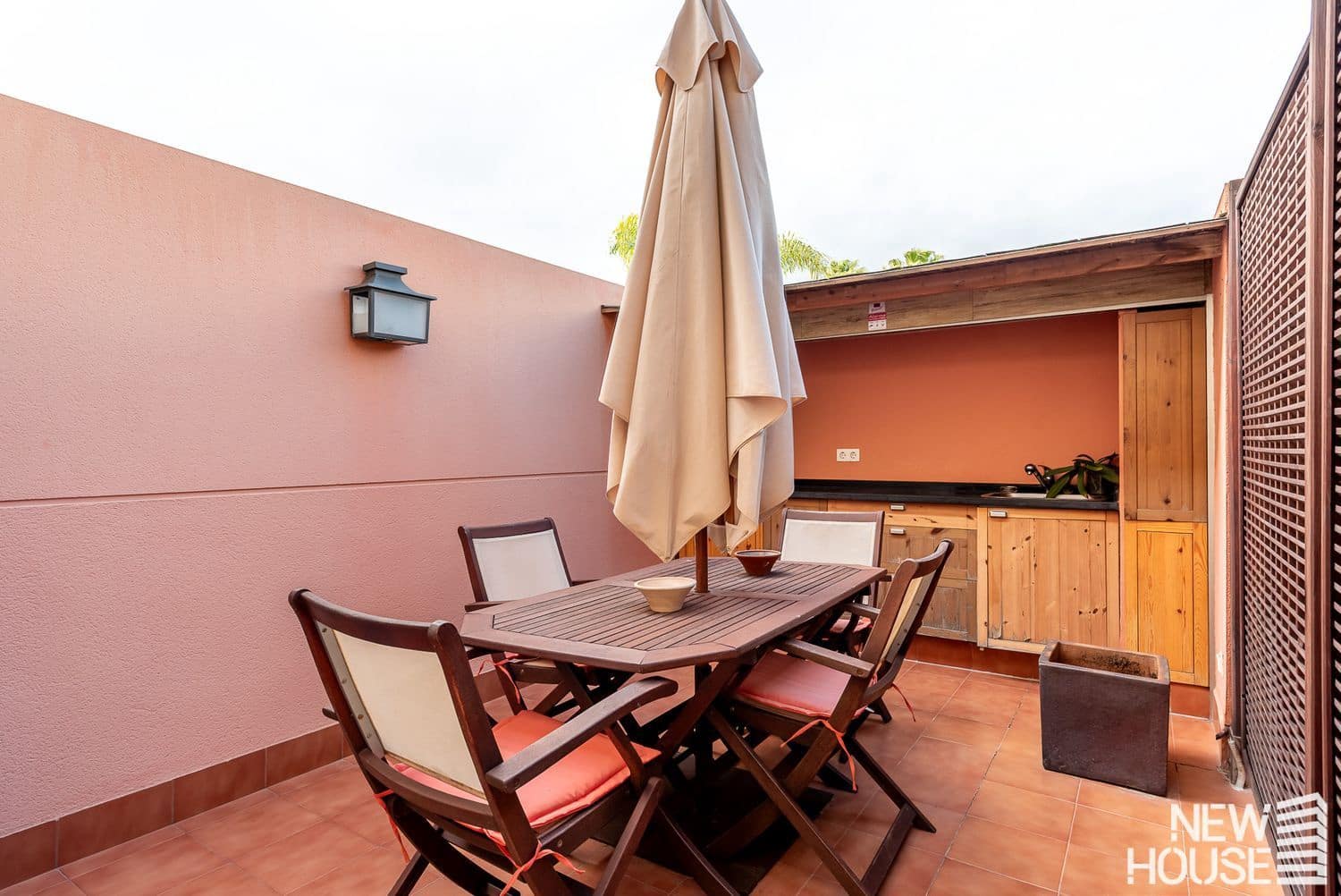 5 Zimmer Haus zu verkaufen in Alicante / Alacant Stadt mit Pool Garage - 698.000 € (Ref: 9669817)