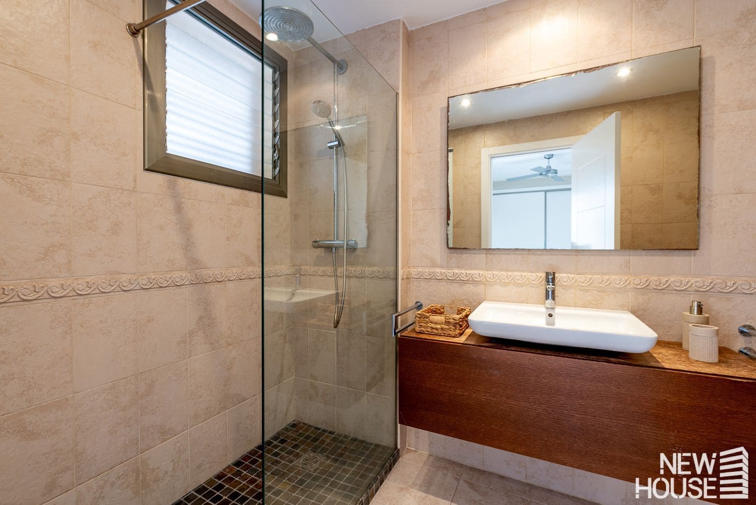 5 Zimmer Haus zu verkaufen in Alicante / Alacant Stadt mit Pool Garage - 698.000 € (Ref: 9669817)