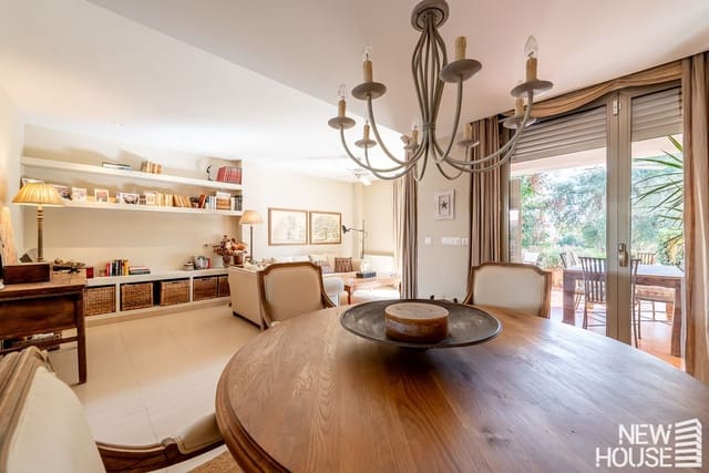 5 Zimmer Haus zu verkaufen in Alicante Golf, Alicante / Alacant Stadt mit Pool Garage - 698.000 € (Ref: 9669817)