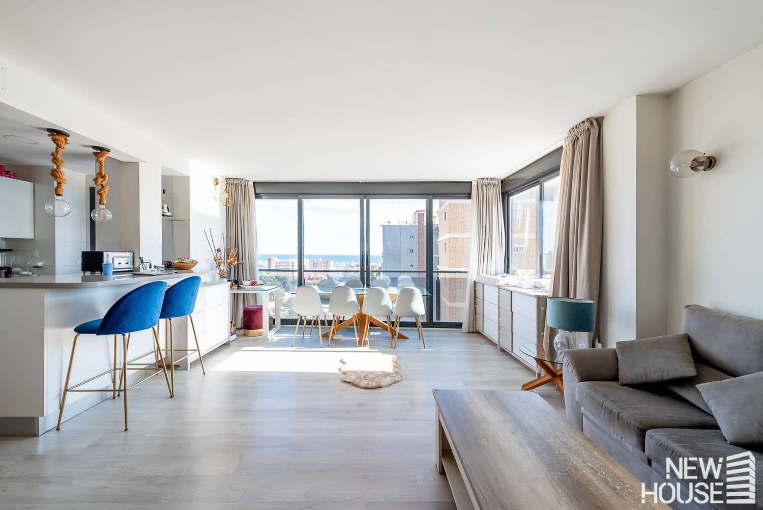 2 sovrum Lägenhet till salu i Alicante stad med pool garage - 435 000 € (Ref: 9669818)