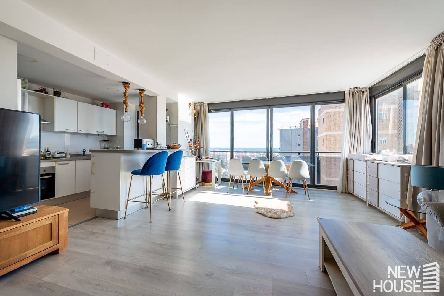 2 sovrum Lägenhet till salu i Alicante stad med pool garage - 435 000 € (Ref: 9669818)