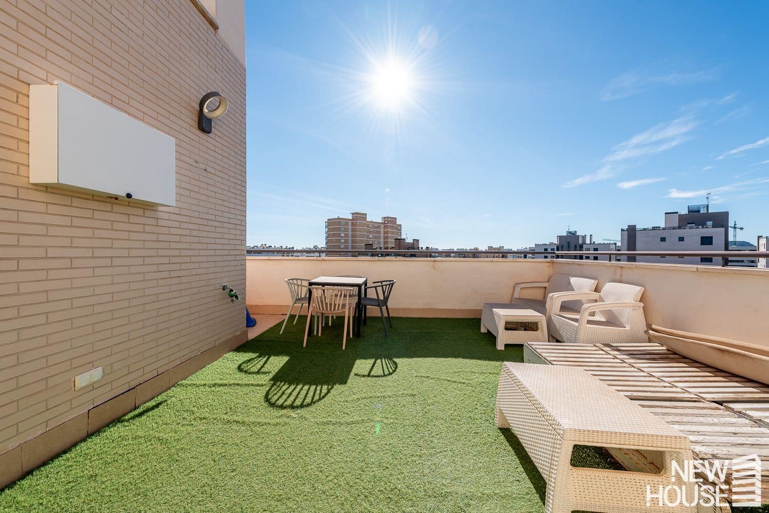 2 sovrum Lägenhet till salu i Alicante stad med pool garage - 435 000 € (Ref: 9669818)