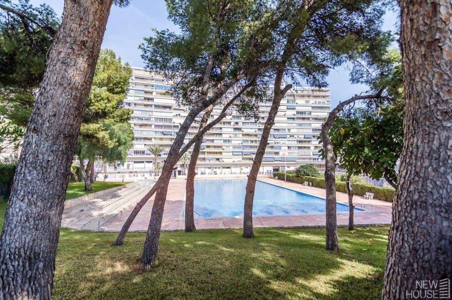 3 sovrum Lägenhet till salu i Playa de San Juan med pool garage - 395 000 € (Ref: 9669819)
