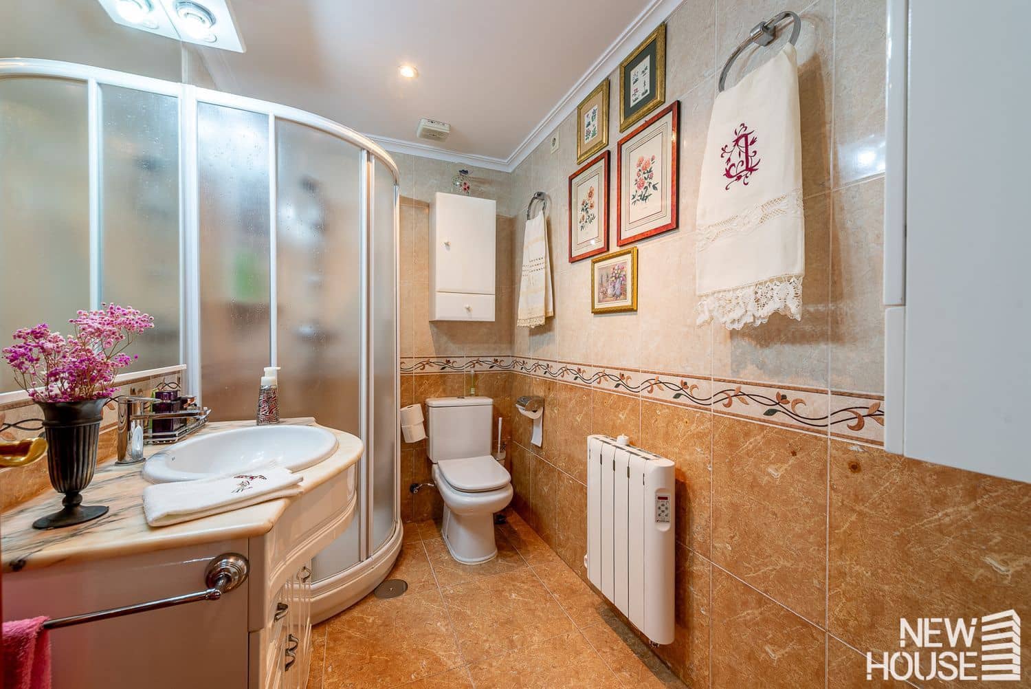 5 bedroom Apartment for sale in Playa de San Juan with pool garage - € 875,000 (Ref: 9669822)