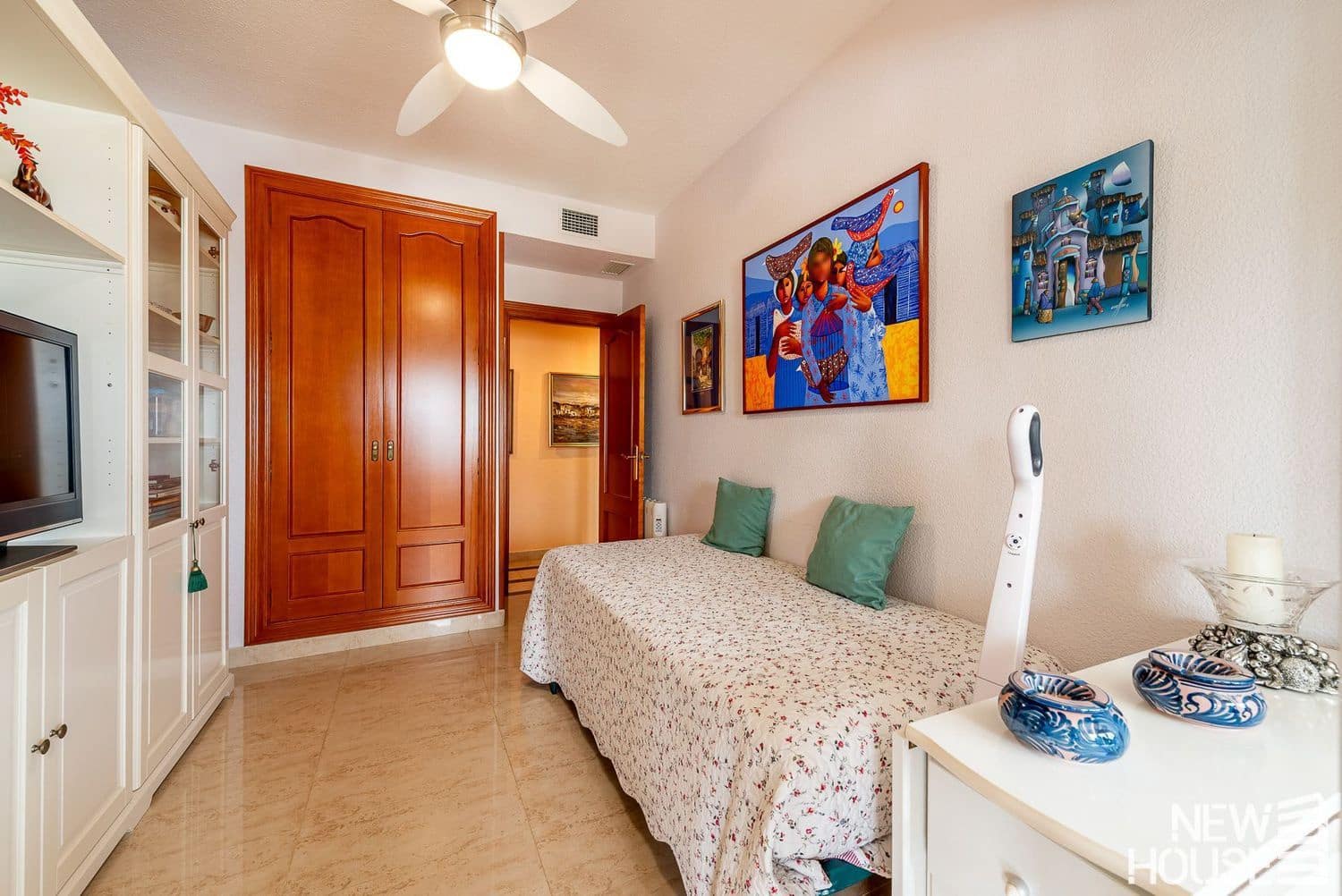 5 bedroom Apartment for sale in Playa de San Juan with pool garage - € 875,000 (Ref: 9669822)