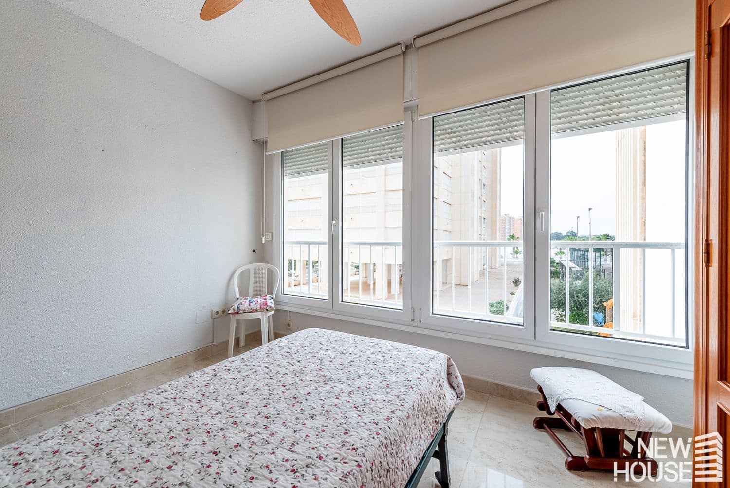 5 bedroom Apartment for sale in Playa de San Juan with pool garage - € 875,000 (Ref: 9669822)