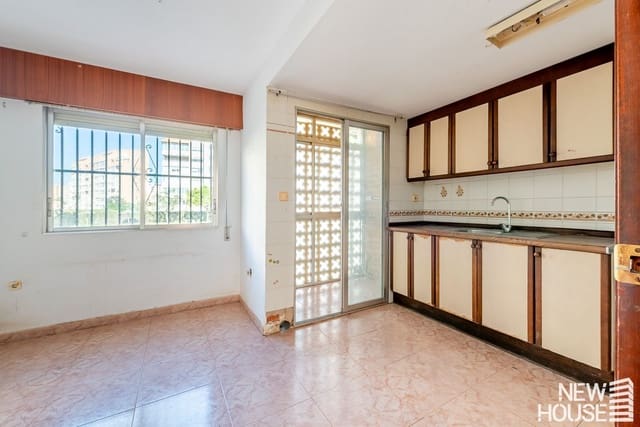 3 Zimmer Haus zu verkaufen in Cabo de las Huertas, Alicante / Alacant Stadt mit Pool Garage - 430.000 € (Ref: 9669825)