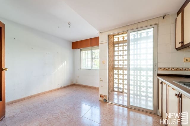 3 Zimmer Haus zu verkaufen in Cabo de las Huertas, Alicante / Alacant Stadt mit Pool Garage - 430.000 € (Ref: 9669825)