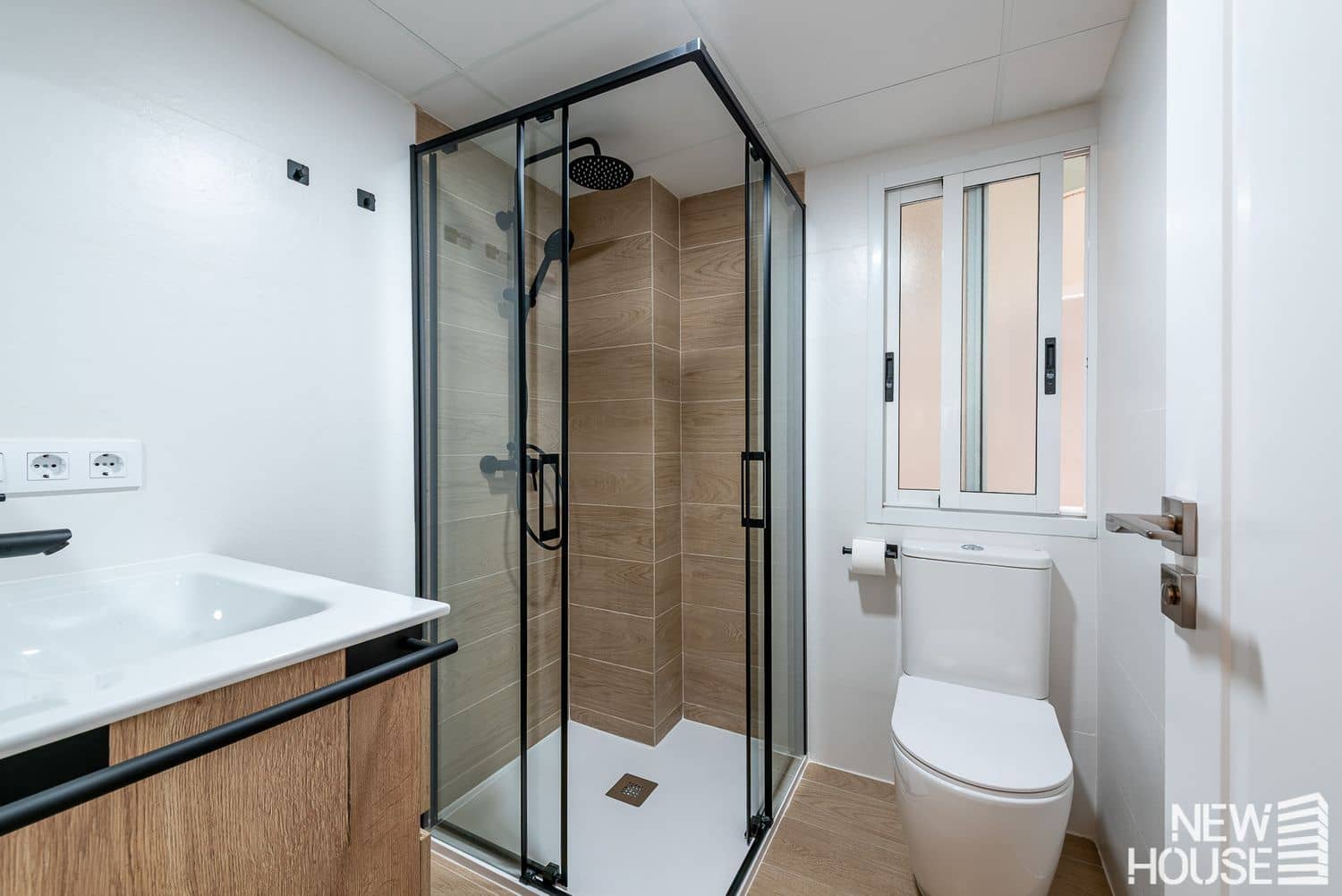 2 soverom Leilighet til salgs i Alicante by med garasje - € 439 900 (Ref: 9669827)