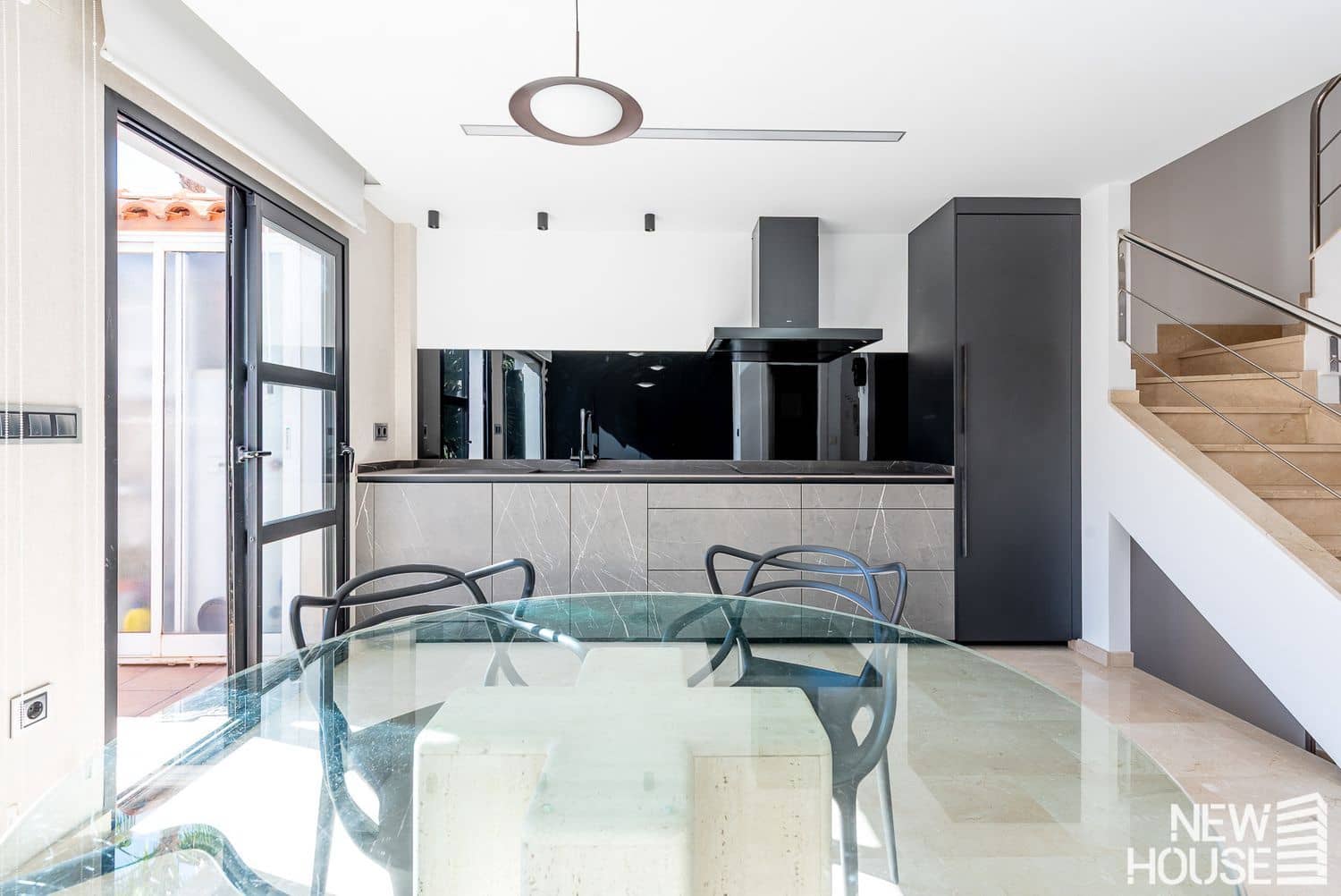 5 Zimmer Haus zu verkaufen in Alicante / Alacant Stadt mit Pool Garage - 650.000 € (Ref: 9669828)