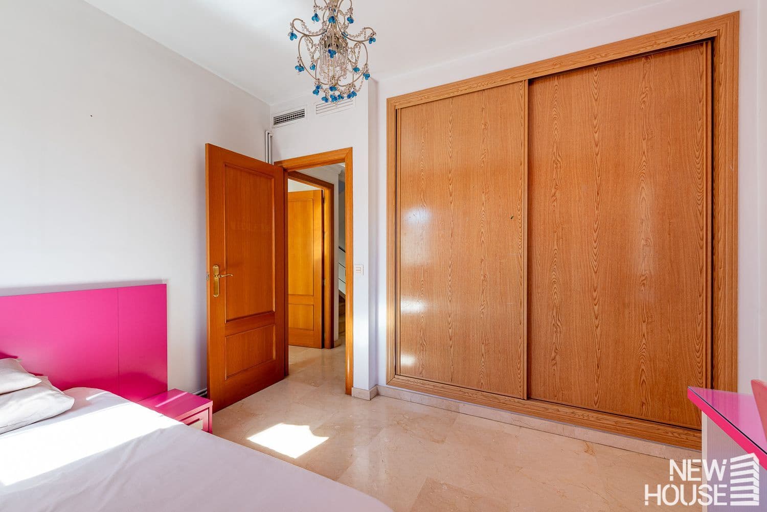 5 Zimmer Haus zu verkaufen in Alicante / Alacant Stadt mit Pool Garage - 650.000 € (Ref: 9669828)