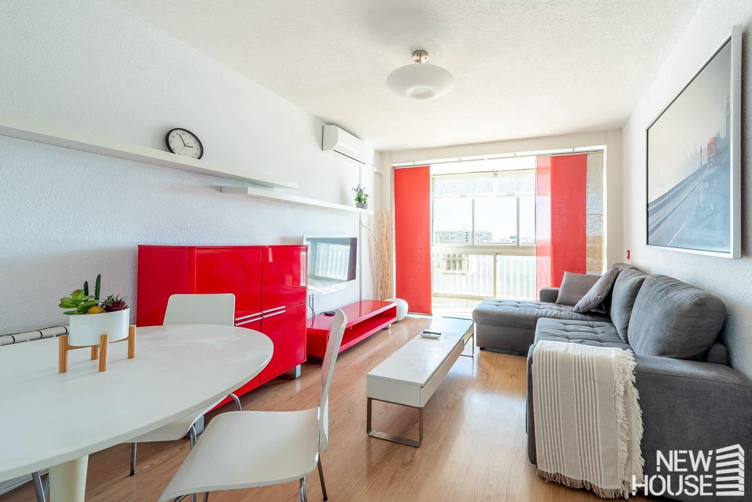 1 slaapkamer Appartement te koop in Playa de San Juan met zwembad garage - € 249.000 (Ref: 9669830)