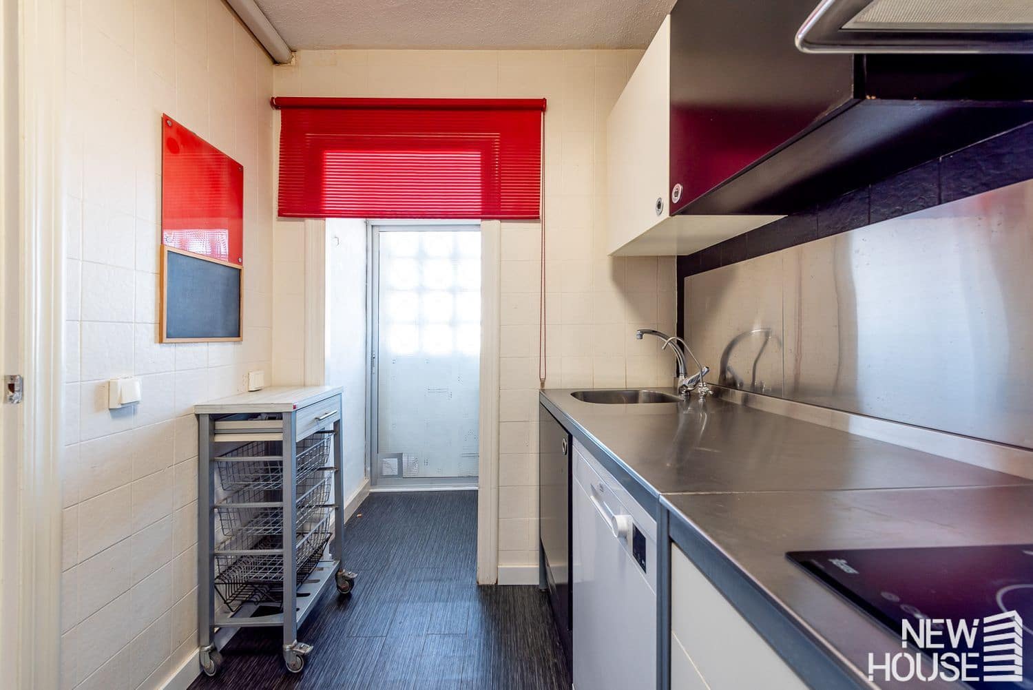 1 slaapkamer Appartement te koop in Playa de San Juan met zwembad garage - € 249.000 (Ref: 9669830)