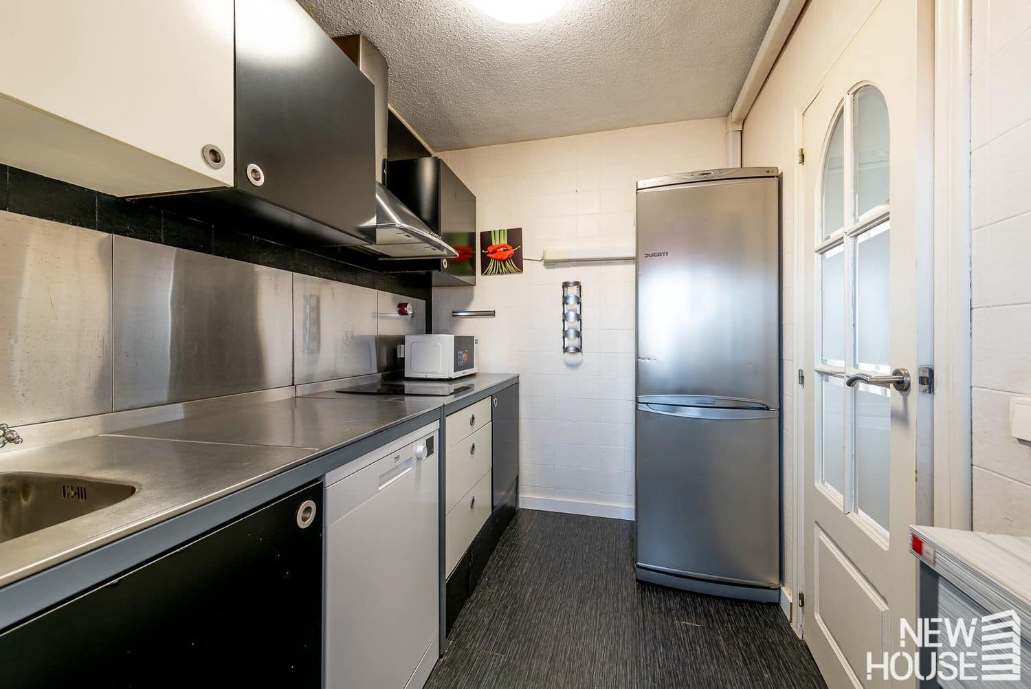 1 slaapkamer Appartement te koop in Playa de San Juan met zwembad garage - € 249.000 (Ref: 9669830)