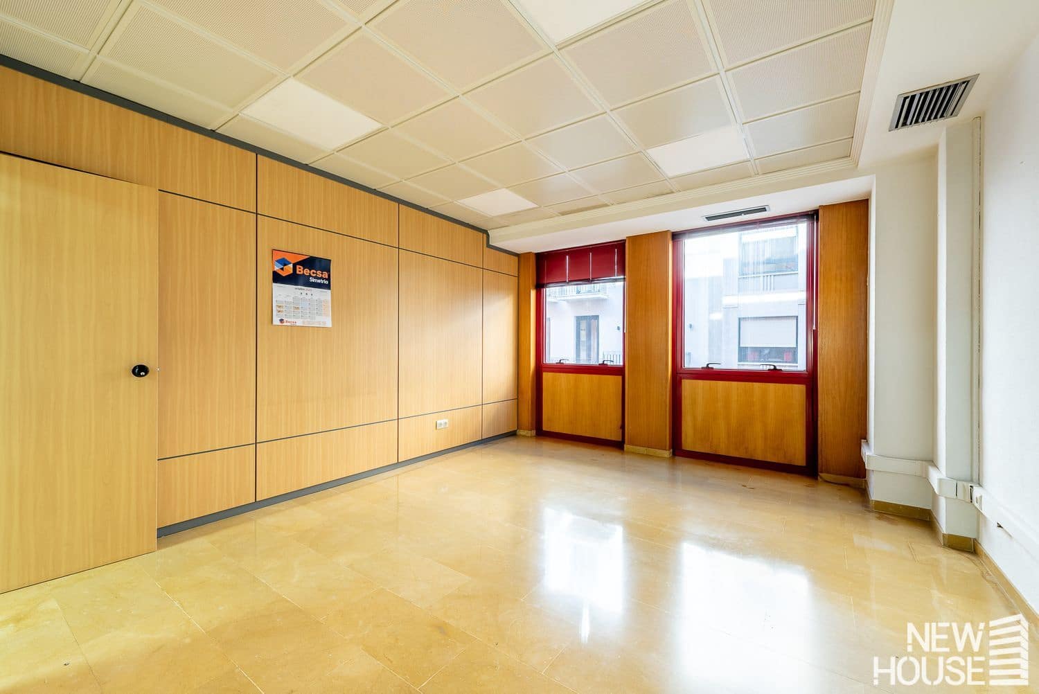 Kontor att hyra i Alicante stad - 1 500 € (Ref: 9669831)