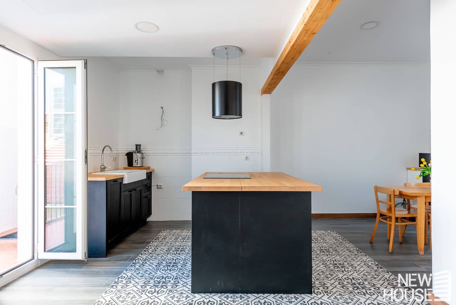 Appartement de 4 chambres à louer à Alicante ville avec garage - 2 000 € (Ref: 9669832)