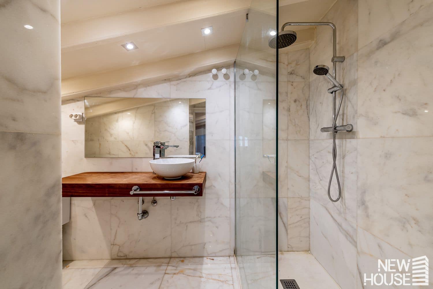 5 sovrum Lägenhet till salu i Alicante stad med garage - 1 000 000 € (Ref: 9669833)