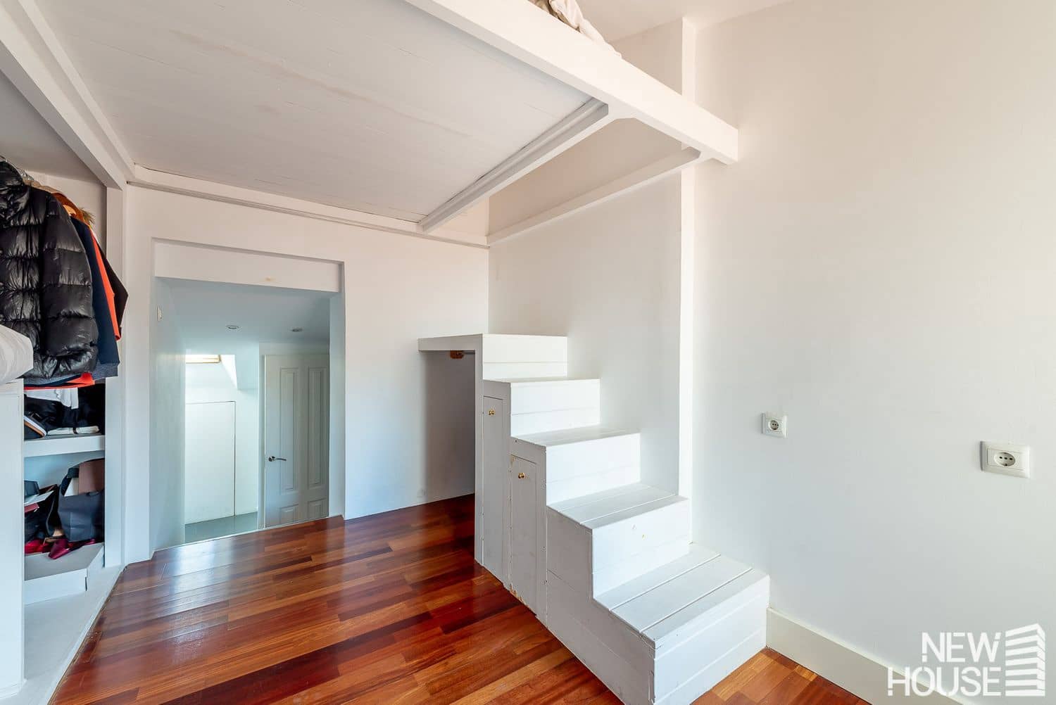 5 sovrum Lägenhet till salu i Alicante stad med garage - 1 000 000 € (Ref: 9669833)