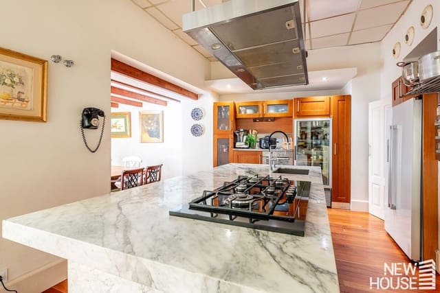 5 chambre Appartement à vendre à Barrio del Centro, Alicante ville avec garage - 1 000 000 € (Ref: 9669833)