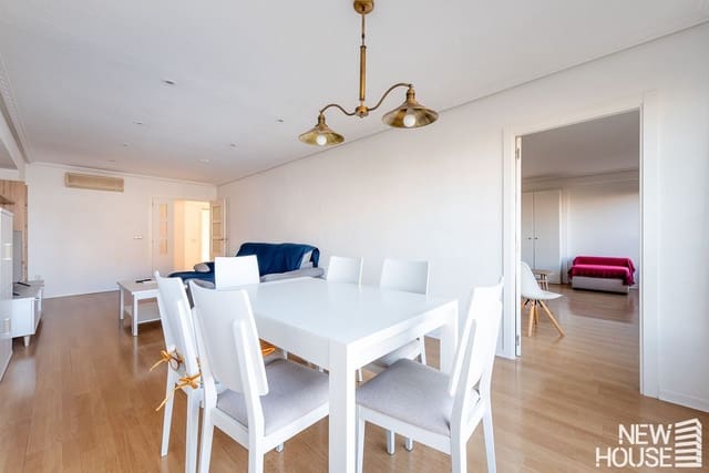 3 sypialnia Apartament na sprzedaż w Playa de San Juan, Miasto Alicante / Alacant z basenem garażem - 595 000 € (Ref: 9669834)