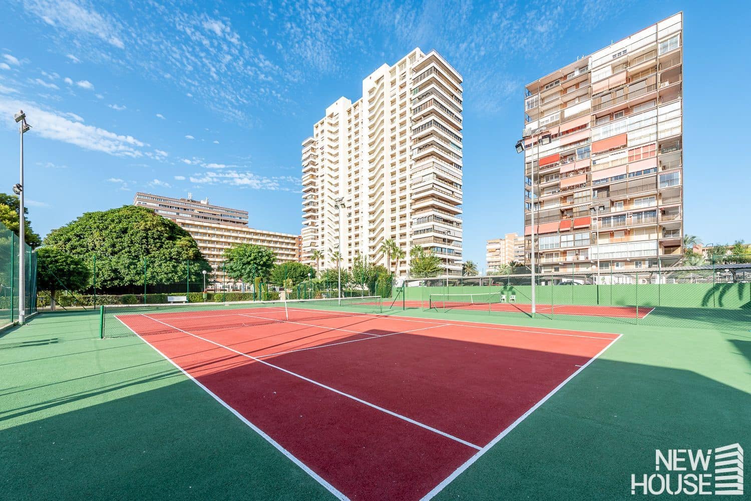 3 sypialnia Apartament na sprzedaż w Playa de San Juan z basenem garażem - 595 000 € (Ref: 9669834)