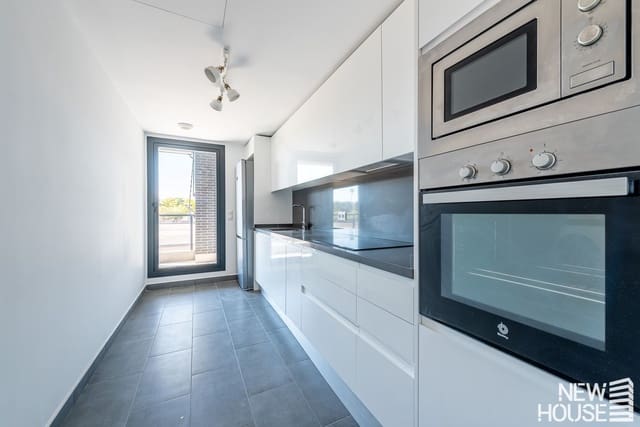 2 soverom Leilighet til leie i PAU, Alicante by med svømmebasseng garasje - € 2 000 (Ref: 9669839)