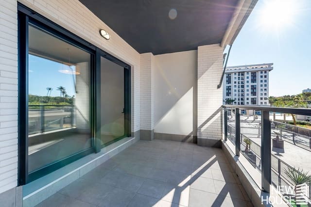 2 soverom Leilighet til leie i PAU, Alicante by med svømmebasseng garasje - € 2 000 (Ref: 9669839)