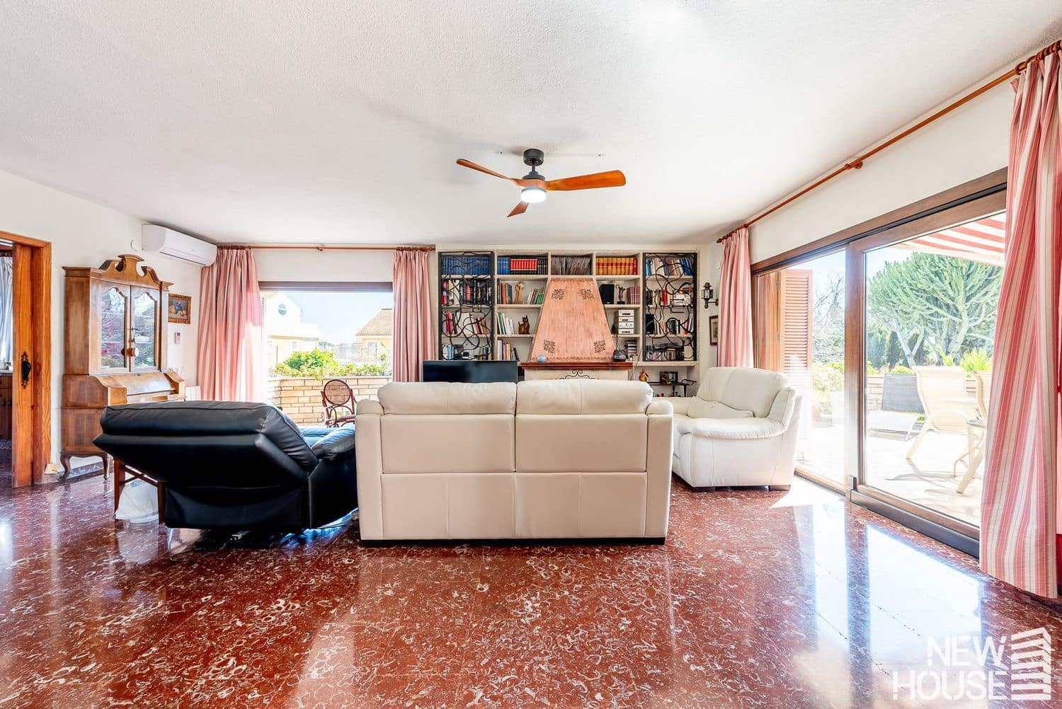 5 sovrum Villa till salu i San Juan de Alicante / Sant Joan d'Alacant med pool garage - 1 236 000 € (Ref: 9669840)