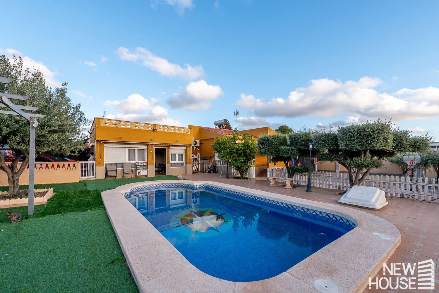 3 bedroom Villa for sale in San Vicente / Sant Vicent del Raspeig with pool garage - € 440,000 (Ref: 9684126)