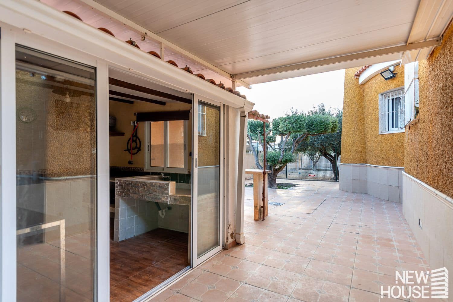 3 bedroom Villa for sale in San Vicente / Sant Vicent del Raspeig with pool garage - € 440,000 (Ref: 9684126)