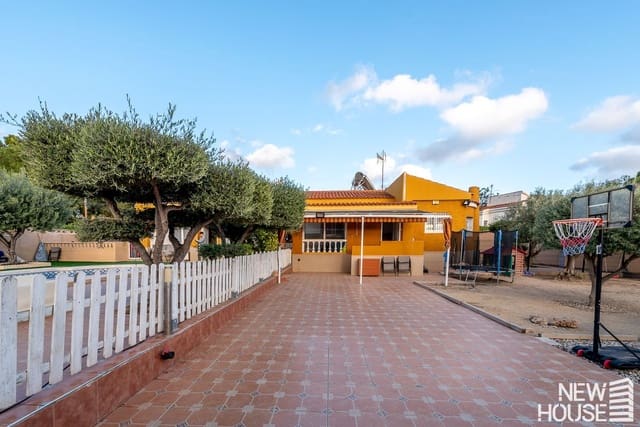 3 sypialnia Willa na sprzedaż w San Vicente / Sant Vicent del Raspeig z basenem garażem - 440 000 € (Ref: 9684126)