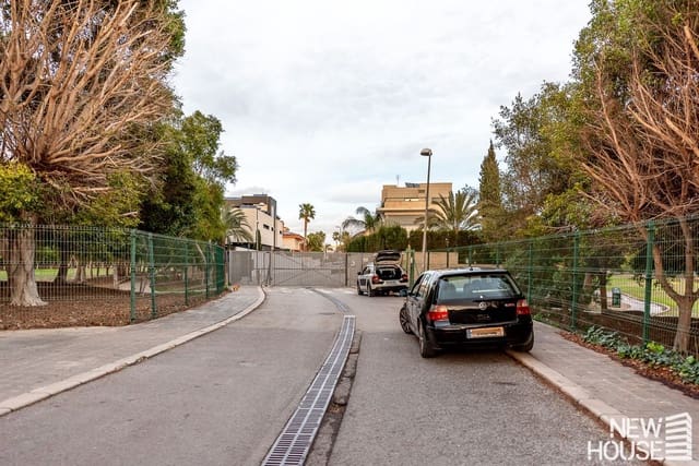 6 soveværelse Villa til salg i Alicante Golf, Alicante by med swimmingpool garage - € 1.730.000 (Ref: 9684128)