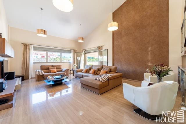 4 bedroom Villa for sale in San Juan de Alicante / Sant Joan d'Alacant with pool garage - € 1,095,000 (Ref: 9684131)