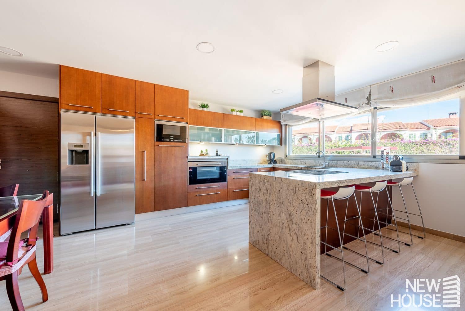 4 bedroom Villa for sale in San Juan de Alicante / Sant Joan d'Alacant with pool garage - € 1,095,000 (Ref: 9684131)