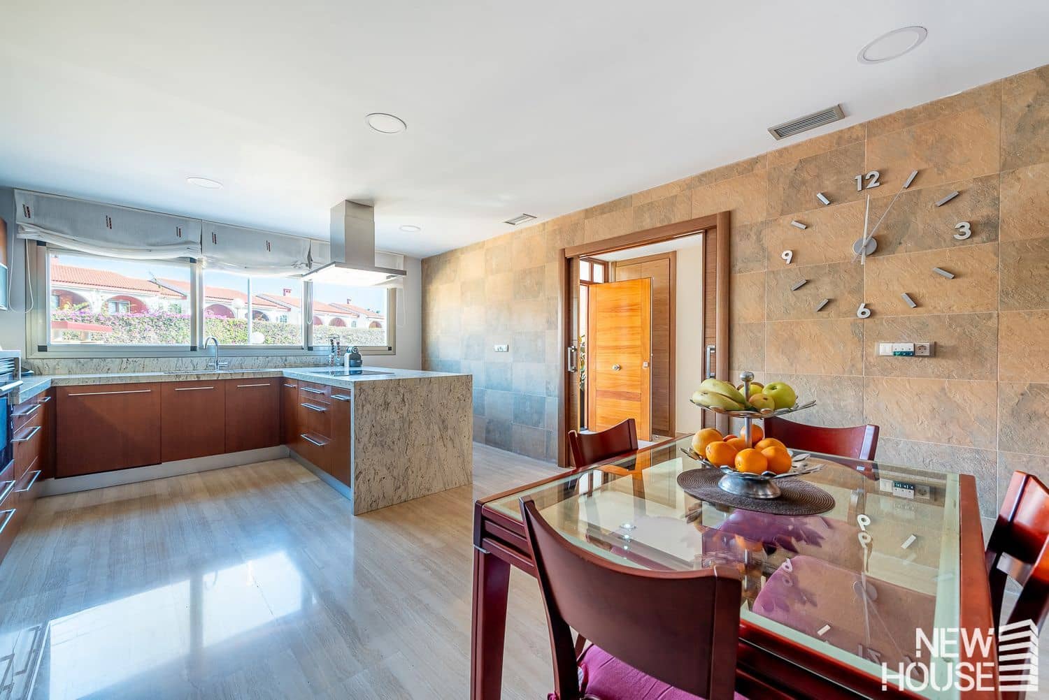 4 bedroom Villa for sale in San Juan de Alicante / Sant Joan d'Alacant with pool garage - € 1,095,000 (Ref: 9684131)