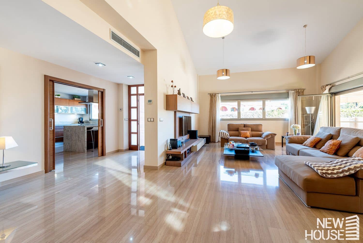 4 bedroom Villa for sale in San Juan de Alicante / Sant Joan d'Alacant with pool garage - € 1,095,000 (Ref: 9684131)