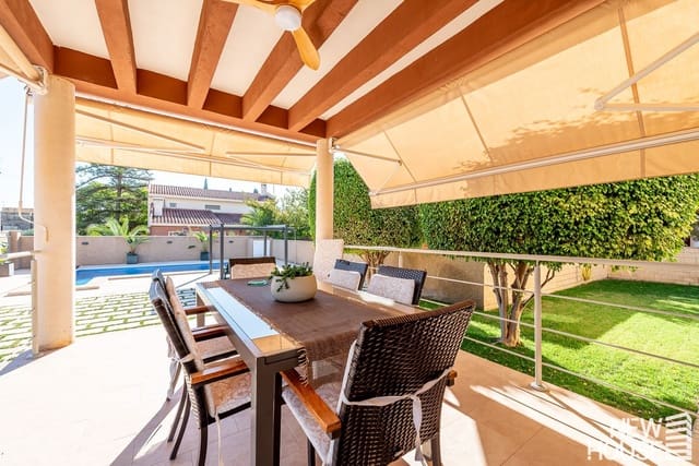 4 bedroom Villa for sale in San Juan de Alicante / Sant Joan d'Alacant with pool garage - € 1,095,000 (Ref: 9684131)