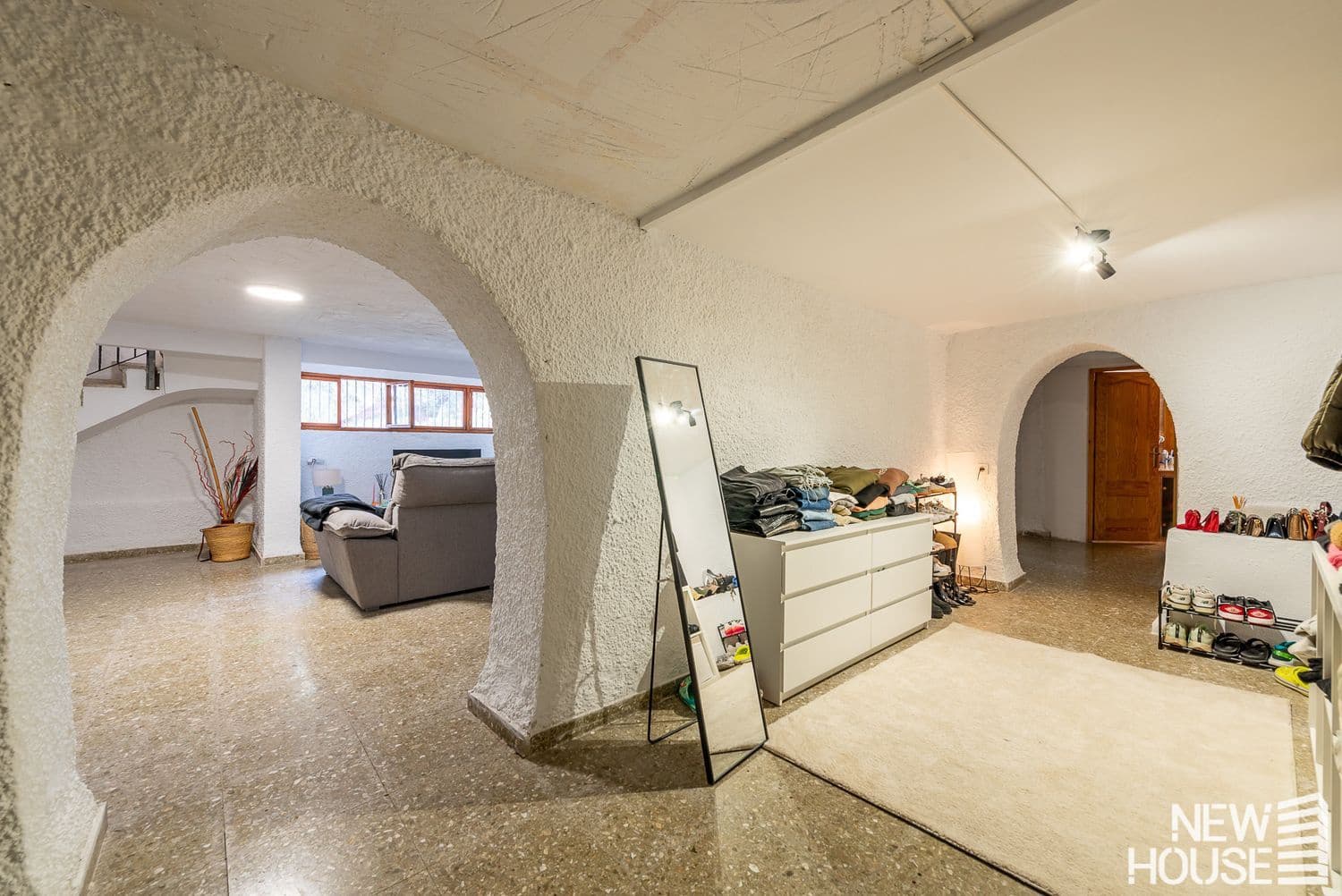 5 bedroom Villa for sale in Muchamiel / Mutxamel with pool garage - € 600,000 (Ref: 9684132)