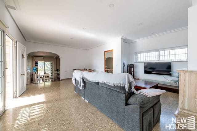 5 soverom Villa til salgs i Muchamiel / Mutxamel med svømmebasseng garasje - € 600 000 (Ref: 9684132)