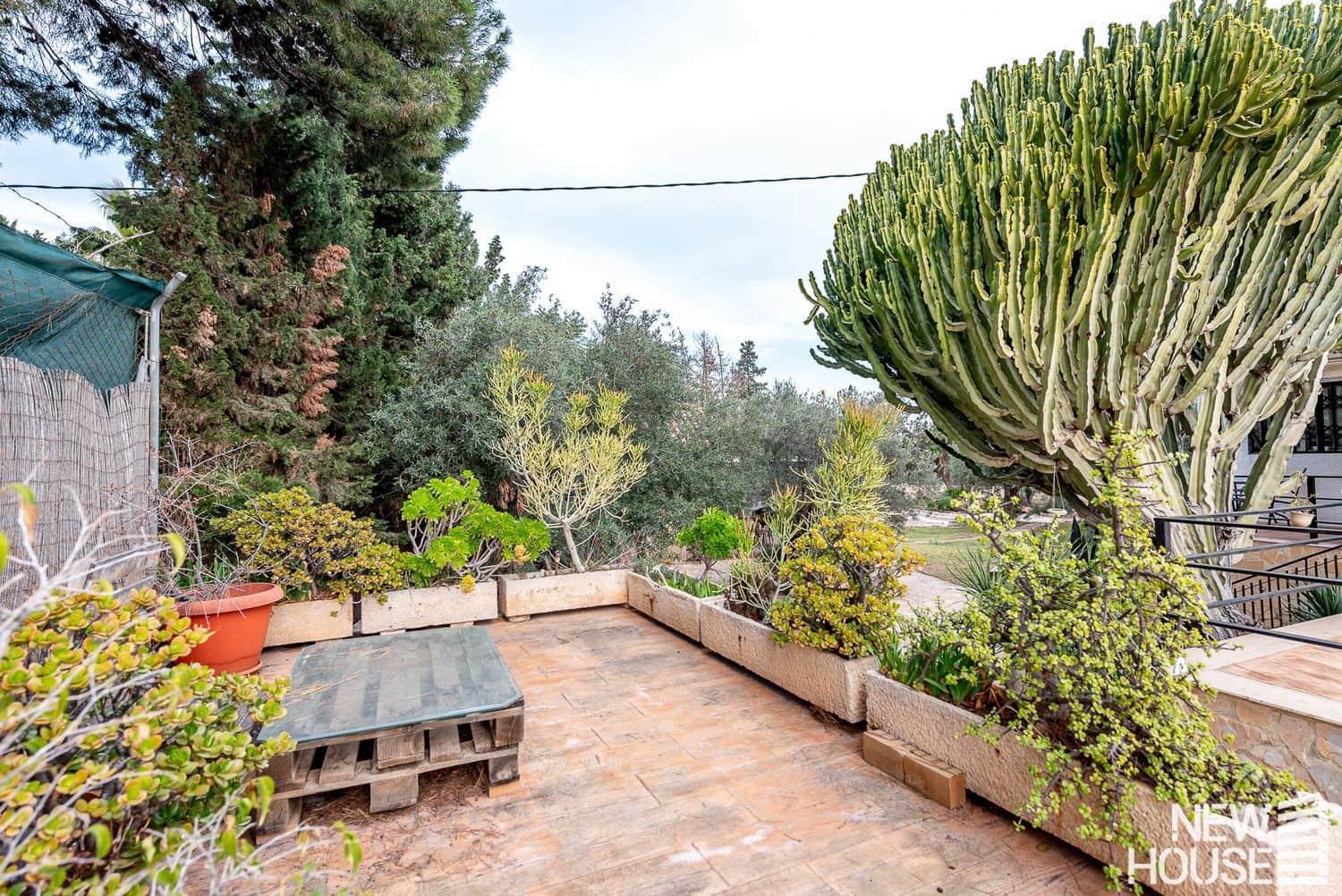 5 bedroom Villa for sale in Muchamiel / Mutxamel with pool garage - € 600,000 (Ref: 9684132)