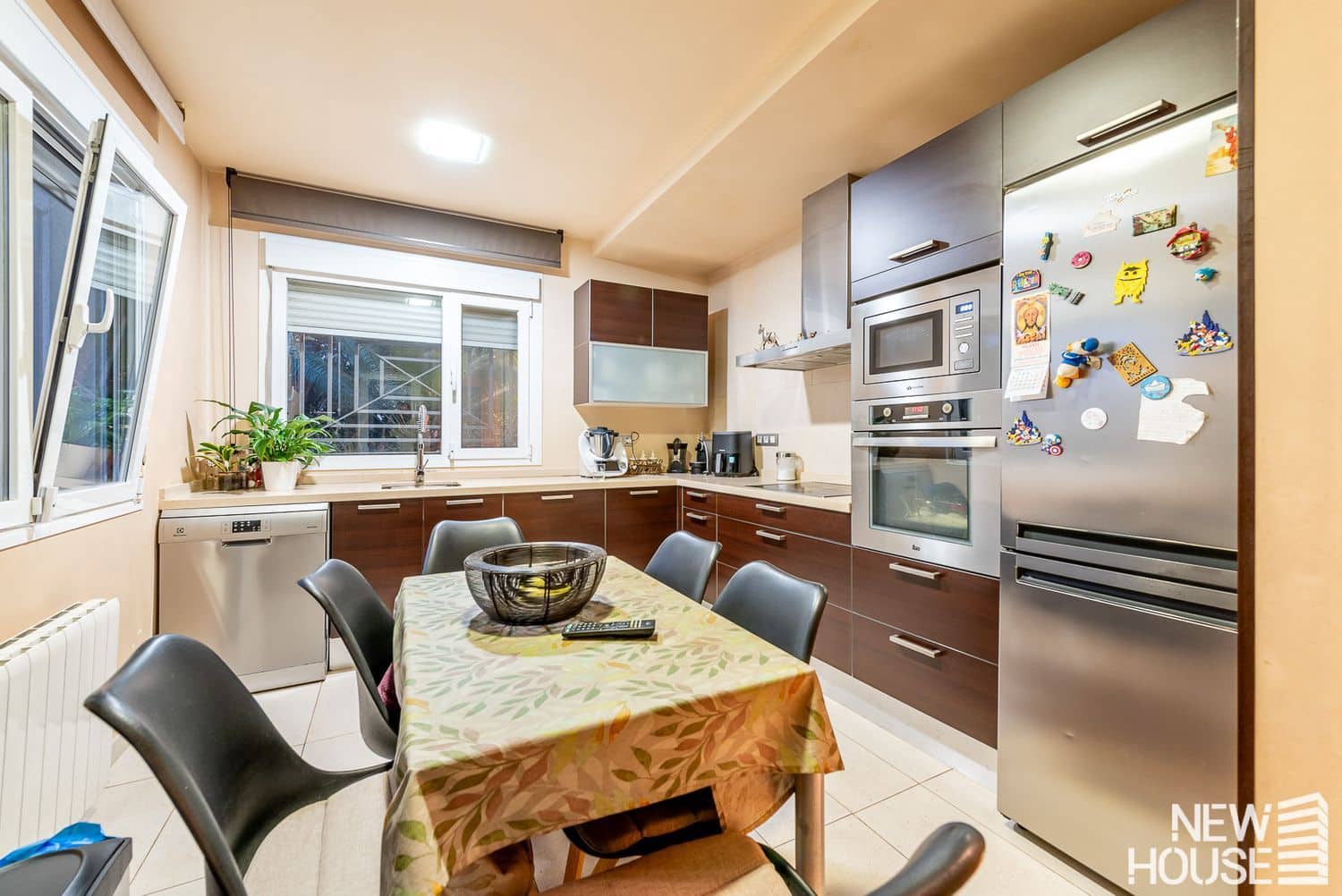 Chalet de 4 habitaciones en San Juan de Alicante / Sant Joan d'Alacant en venta con piscina garaje - 995.000 € (Ref: 9684133)