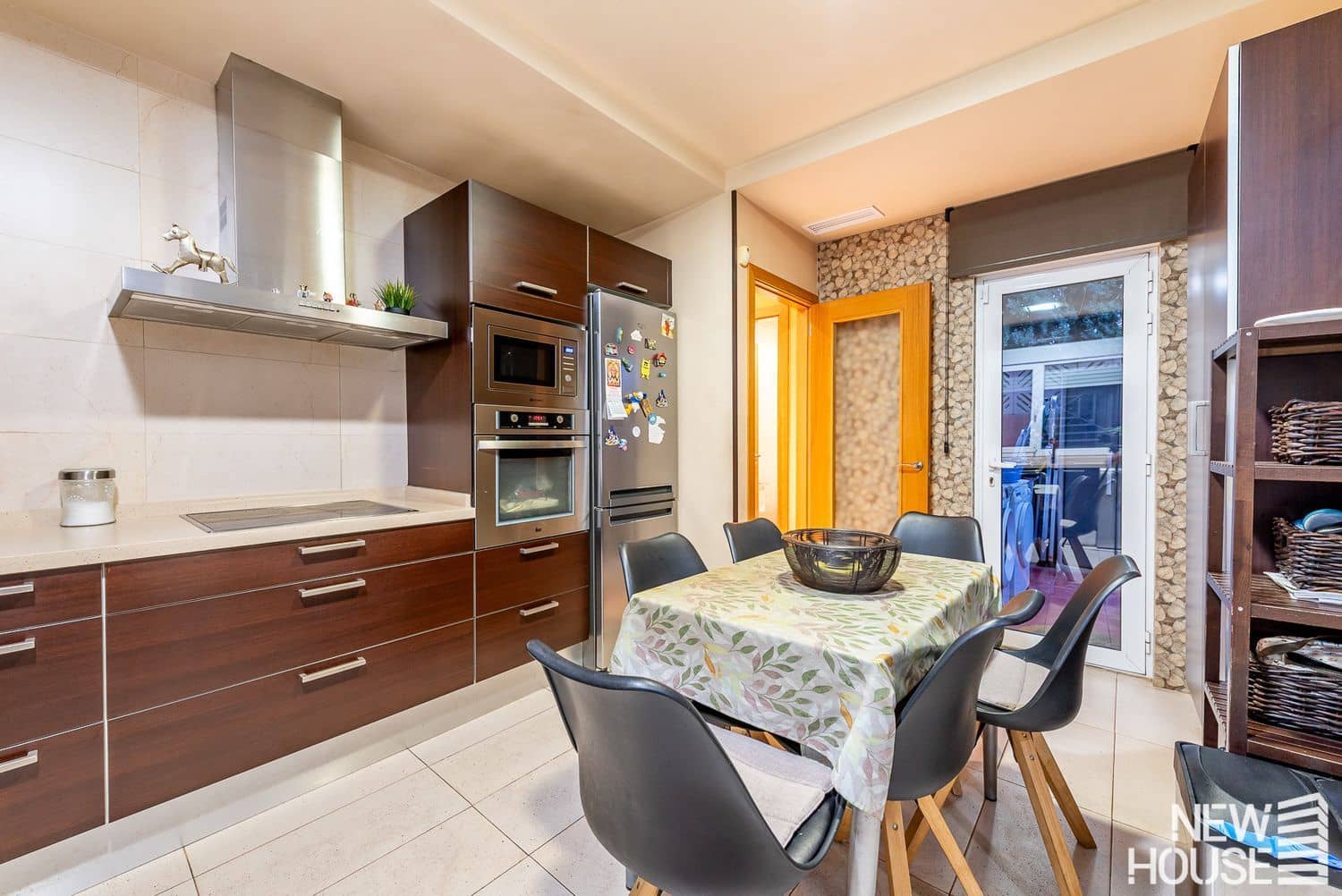 Chalet de 4 habitaciones en San Juan de Alicante / Sant Joan d'Alacant en venta con piscina garaje - 995.000 € (Ref: 9684133)