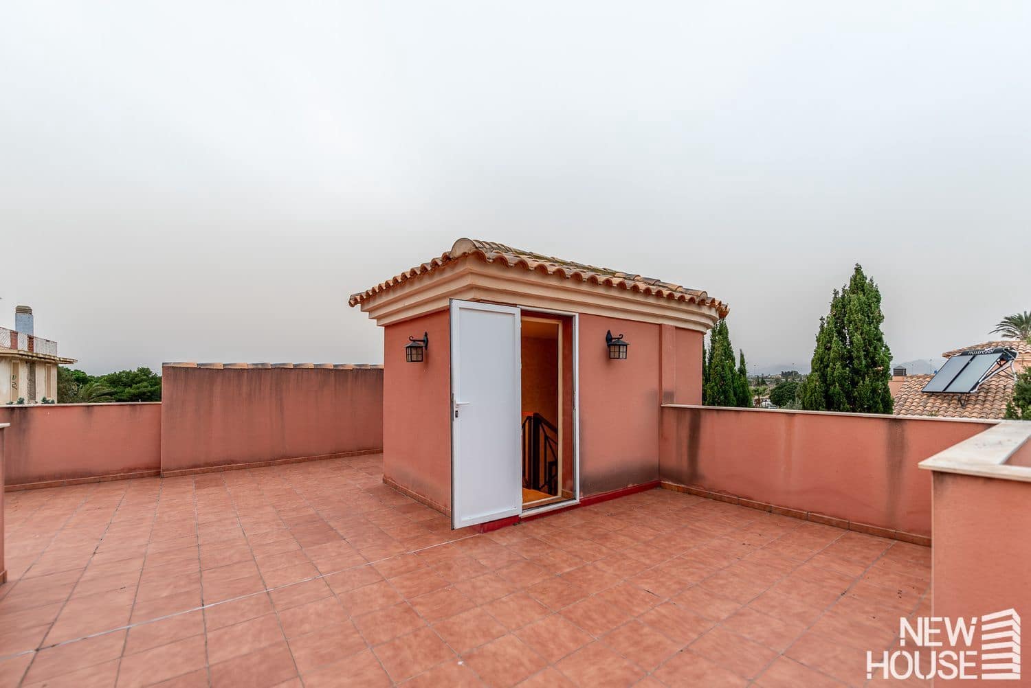 Chalet de 4 habitaciones en San Juan de Alicante / Sant Joan d'Alacant en venta con piscina garaje - 995.000 € (Ref: 9684133)