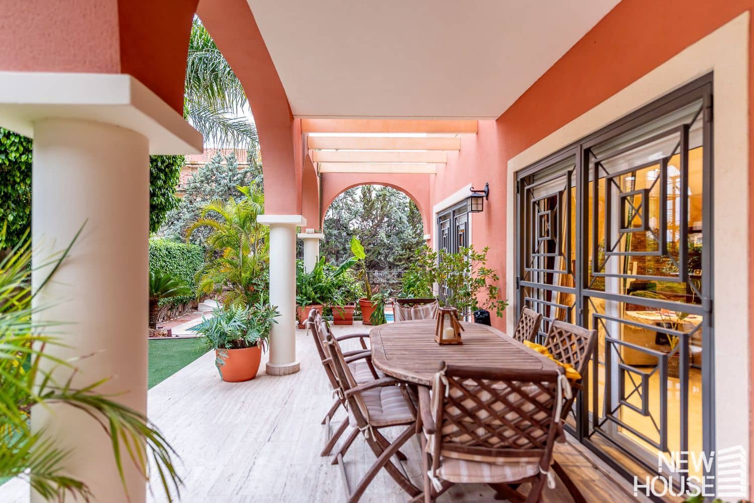 Chalet de 4 habitaciones en San Juan de Alicante / Sant Joan d'Alacant en venta con piscina garaje - 995.000 € (Ref: 9684133)