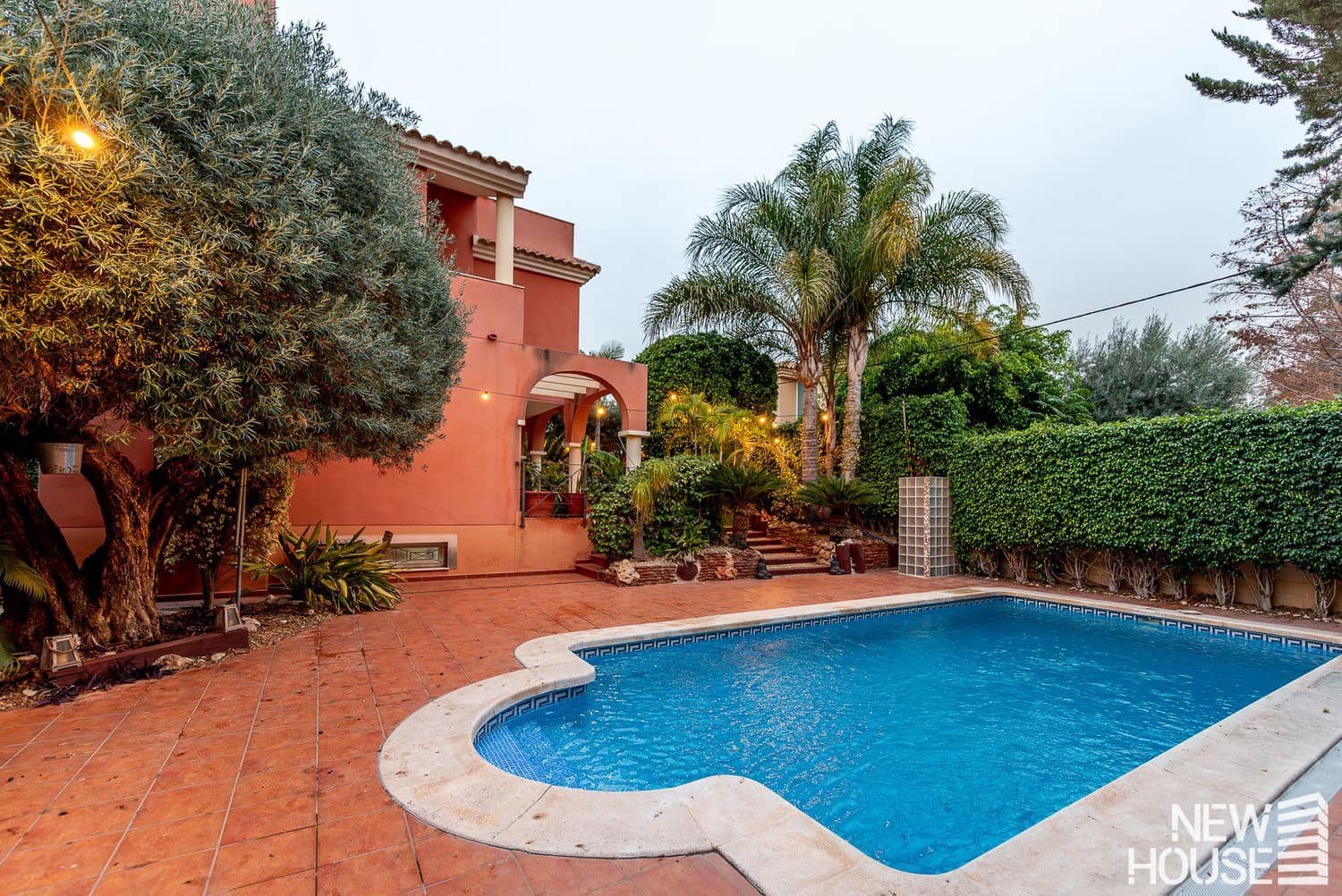 Chalet de 4 habitaciones en San Juan de Alicante / Sant Joan d'Alacant en venta con piscina garaje - 995.000 € (Ref: 9684133)