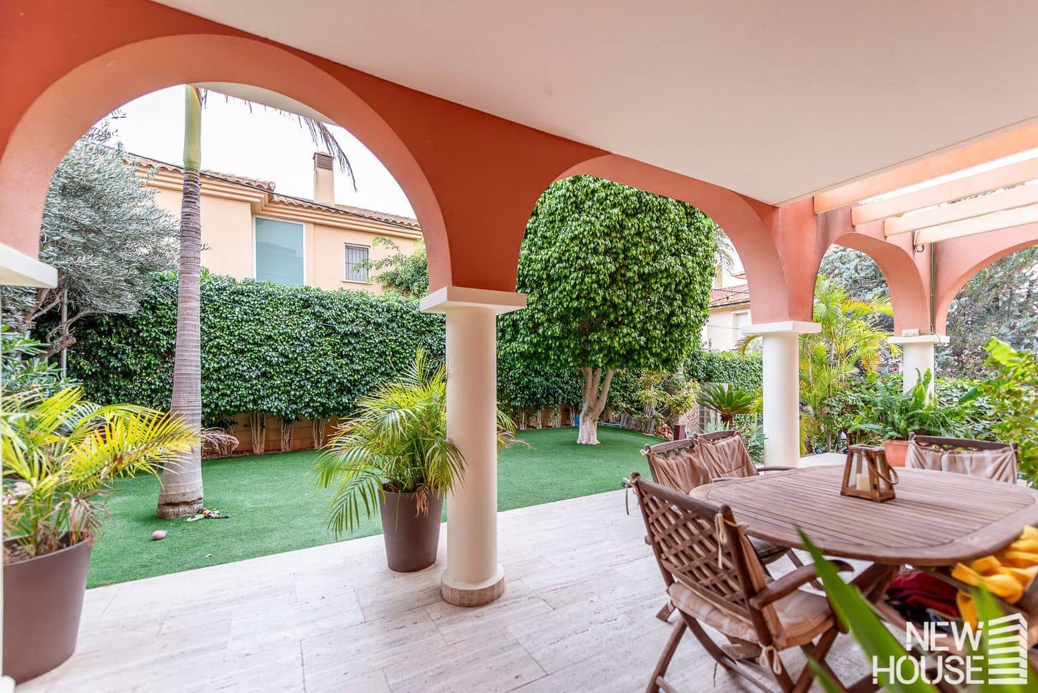 Chalet de 4 habitaciones en San Juan de Alicante / Sant Joan d'Alacant en venta con piscina garaje - 995.000 € (Ref: 9684133)