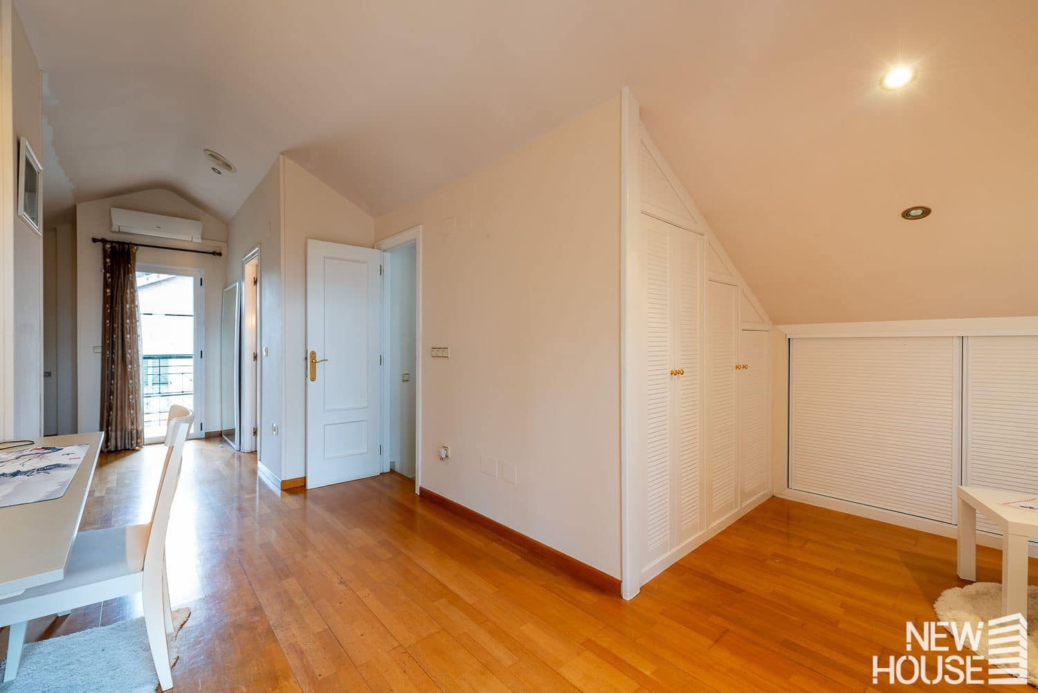 5 slaapkamer Villa te koop in Cabo de las Huertas met garage - € 990.000 (Ref: 9694732)