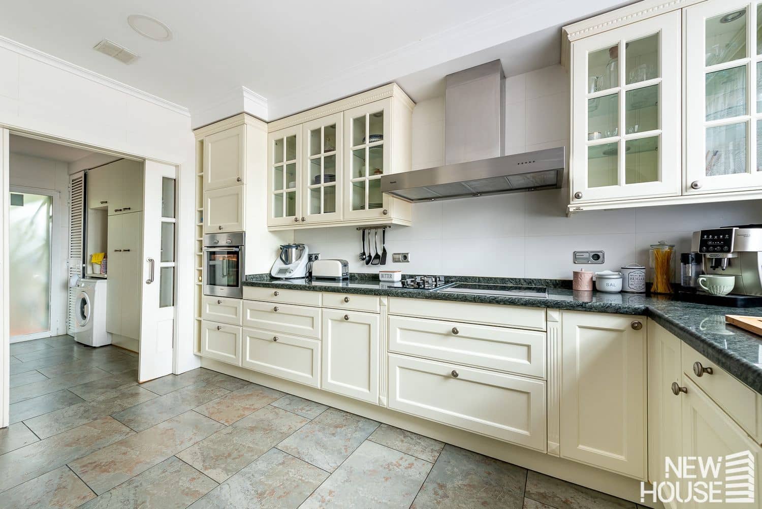 5 slaapkamer Villa te koop in Cabo de las Huertas met garage - € 990.000 (Ref: 9694732)