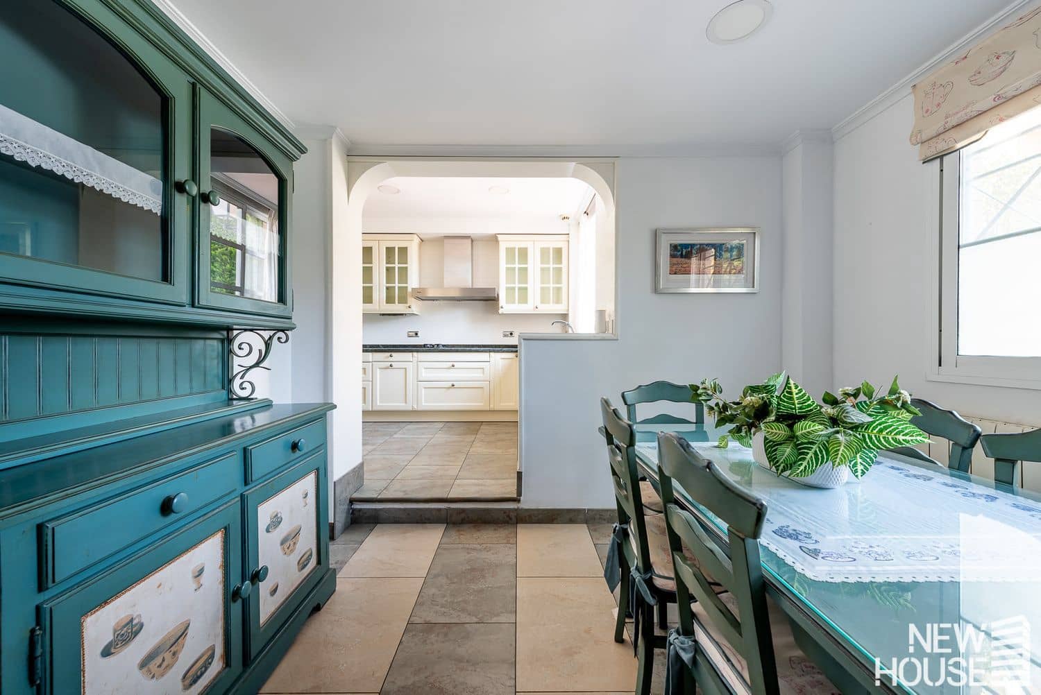 5 bedroom Villa for sale in Cabo de las Huertas with garage - € 990,000 (Ref: 9694732)